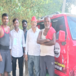 वाराणसी जिले के शिवपुर विधानसभा क्षेत्र के रामचंदीपुर गांव में आयोजित निषाद आरक्षण संकल्प यात्रा–मिशन 2027 कार्यक्रम के दौरान विकासशील इंसान पार्टी (VIP) के जिला उपाध्यक्ष राजकुमार साहनी, जिला सचिव डॉ. अशोक प्रसाद निषाद एवं अन्य पदाधिकारी संगठन विस्तार, सामाजिक न्याय और जनजागरण अभियान को लेकर ग्रामीणों एवं कार्यकर्ताओं के साथ संवाद करते हुए।