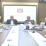 काठमांडू में आयोजित मॉनसून आपदा समीक्षा बैठक में नेपाल सरकार, सुरक्षा एजेंसियों, विभिन्न मंत्रालयों, निजी क्षेत्र और मीडिया प्रतिनिधियों ने राहत, बचाव और पुनर्वास कार्यों की प्रगति की समीक्षा की।